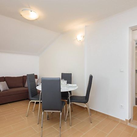Apartment Krzelj Trogir Exterior photo